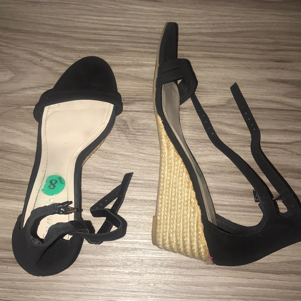 Heels 👠 - Picture 2 of 3